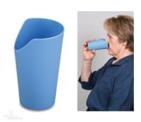 Becher mit Nasenausschnitt